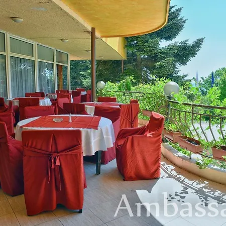 Hotel Ambassador