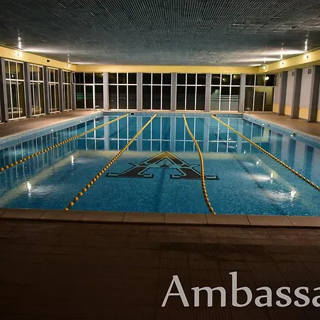 Готель Ambassador - Free Parking