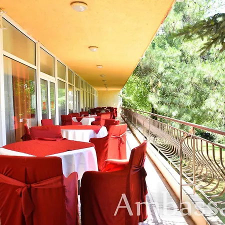 Hotell Ambassador - Free Parking 3*