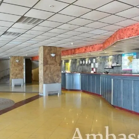 Ambassador - Free Parking 3*