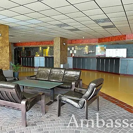 Ambassador - Free Parking Hotel 3*