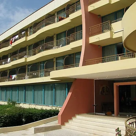 Ambassador - Free Parking Golden Sands