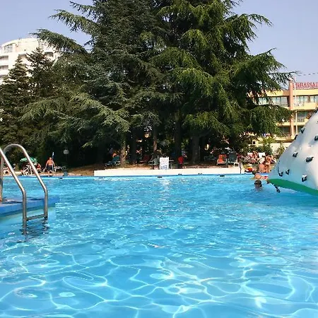 Ambassador - Free Parking 3* Золоті Піски