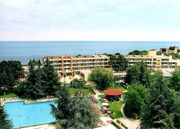 Hotell Ambassador - Free Parking 3*