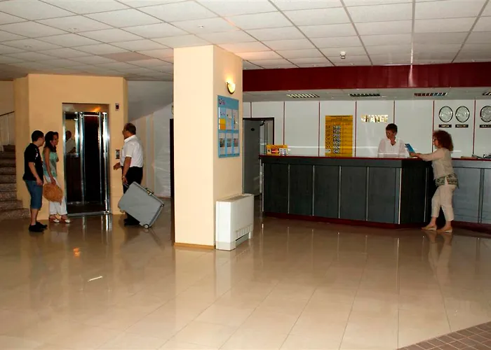 Ambassador - Free Parking Golden Sands